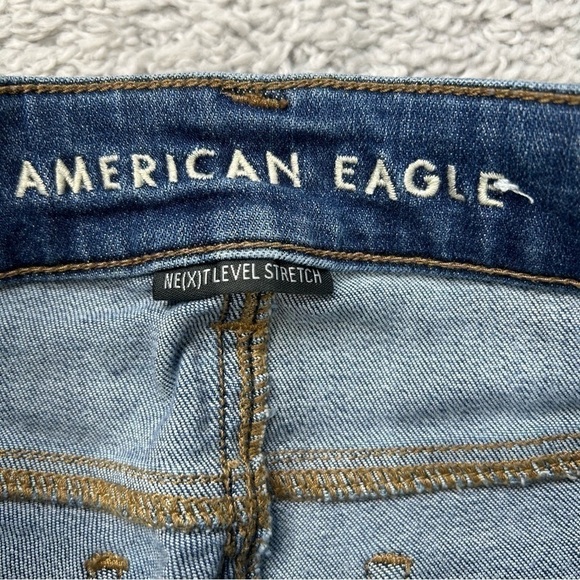 American Eagle Jeans Womens 2 Hi Rise Jegging Crop Next Level Stretch Distressed - Picture 2 of 5